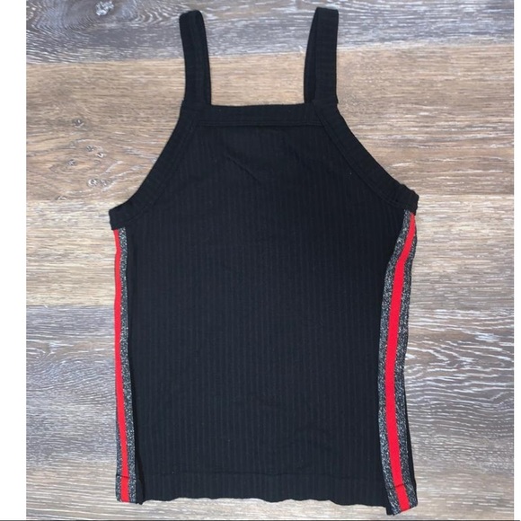 Stretchy Ribbed Razorback - Picture 6 of 11